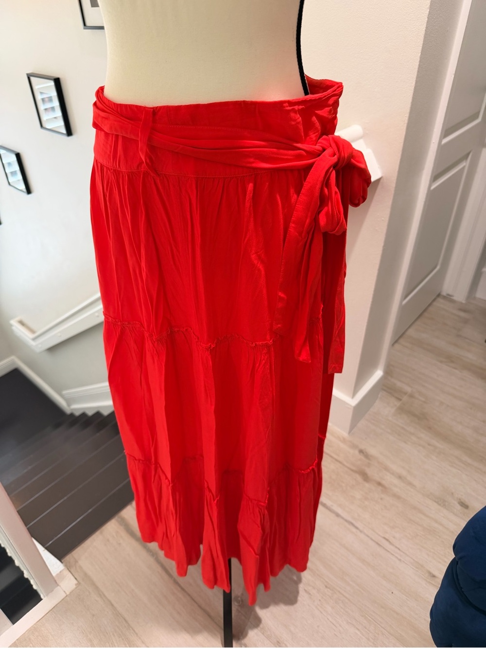Vineyard Vines lightweight maxi skirt.